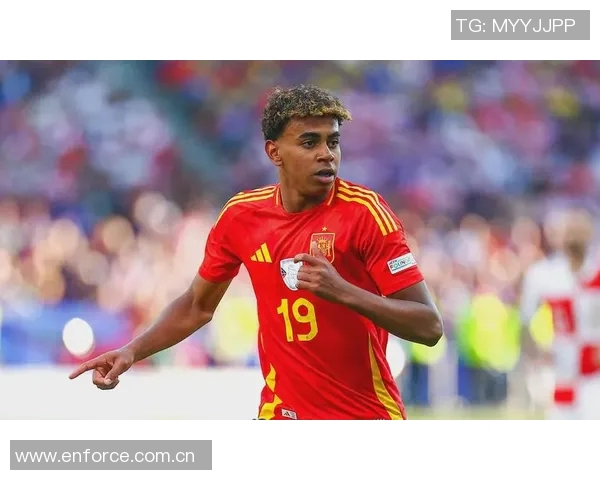 亚马尔重返巴塞罗那积极进行康复治疗全力恢复状态